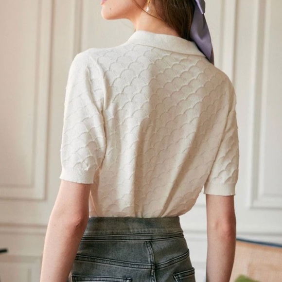 Short Sleeve Textured Knit Tee 🤍 - Picture 2 of 6